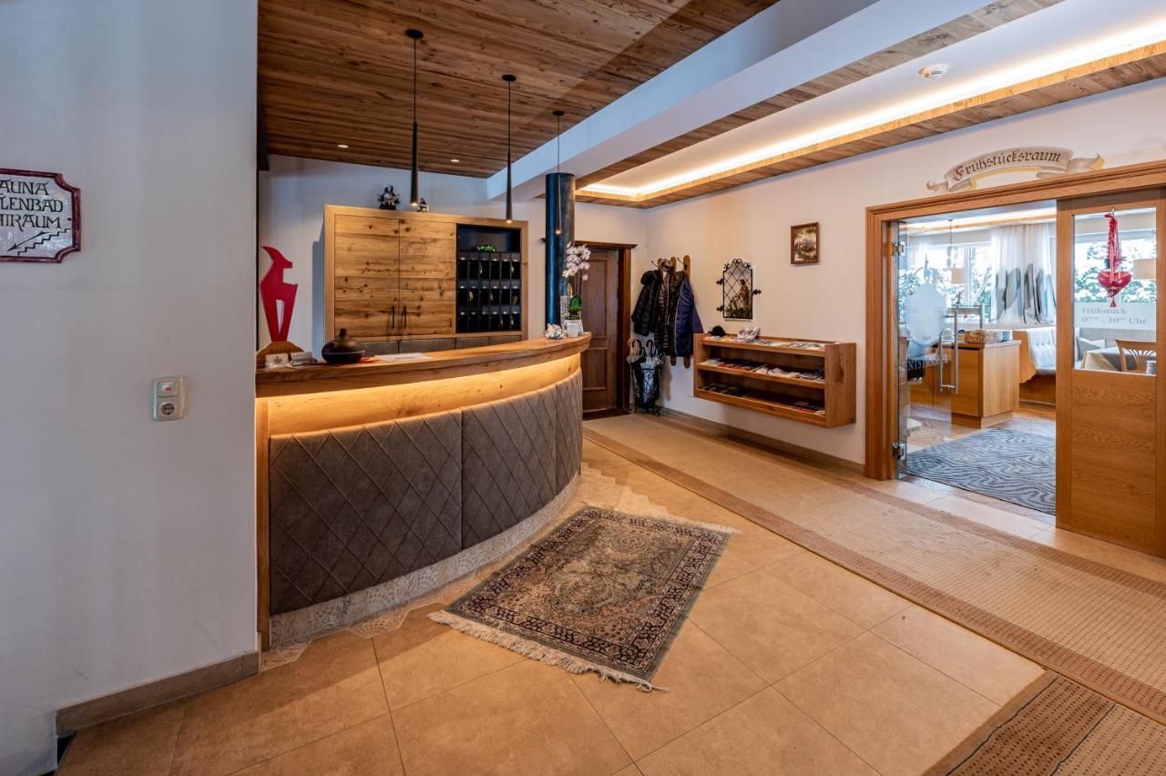Hotel Garni Entstrasser Kitzbühel Eksteriør billede