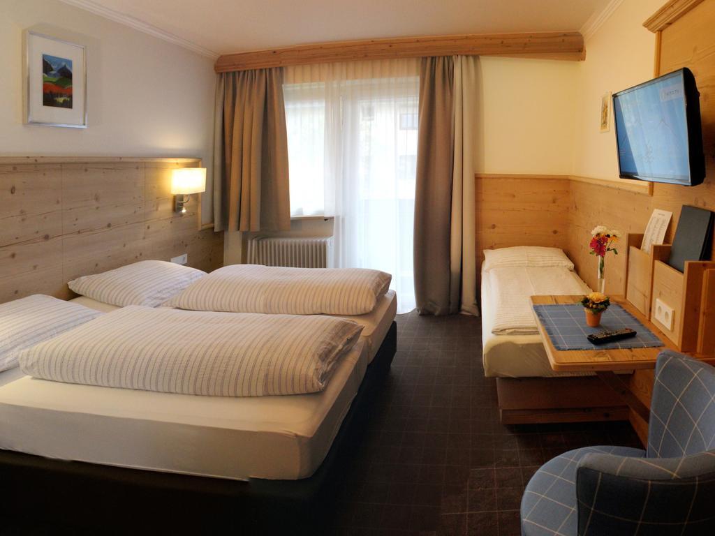 Hotel Garni Entstrasser Kitzbühel Eksteriør billede
