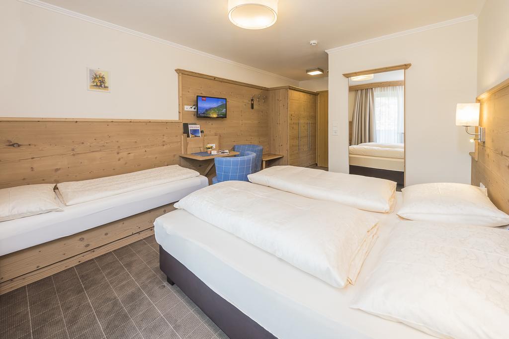 Hotel Garni Entstrasser Kitzbühel Eksteriør billede