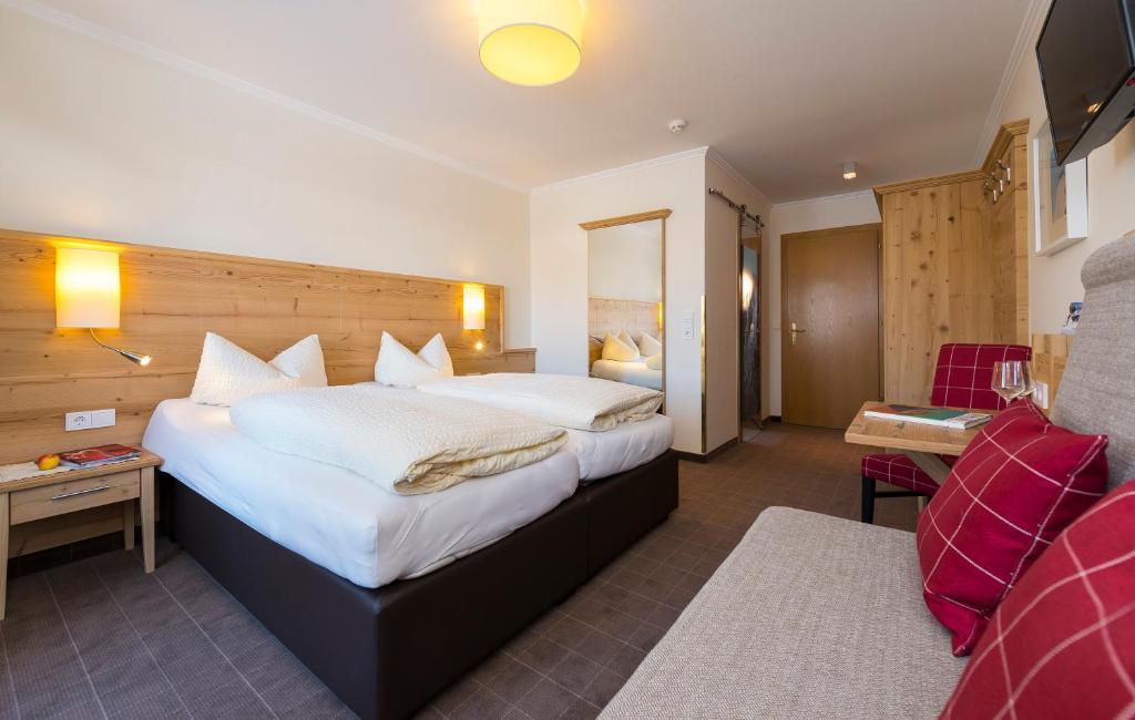 Hotel Garni Entstrasser Kitzbühel Værelse billede