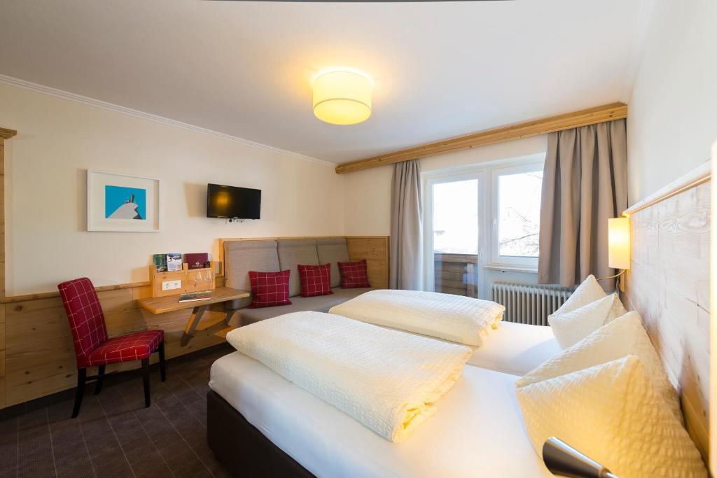 Hotel Garni Entstrasser Kitzbühel Værelse billede